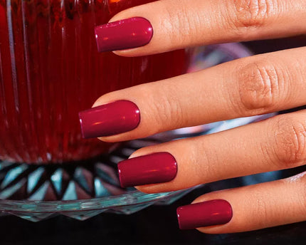 Victoria Vynn Salon Gellak | #441 Redbellion