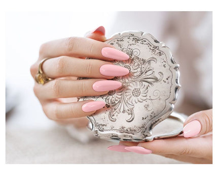 Victoria Vynn Pure Gel Polish | #241 Former Rouge