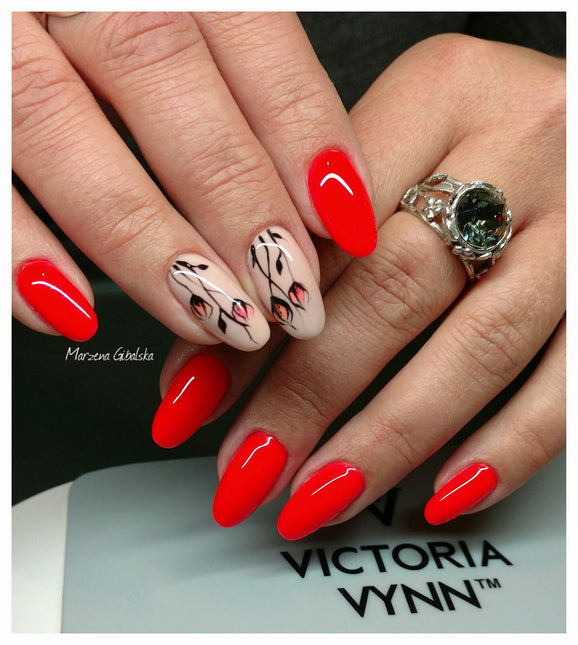 Victoria Vynn Salon Gel Polish | #113 King of Red