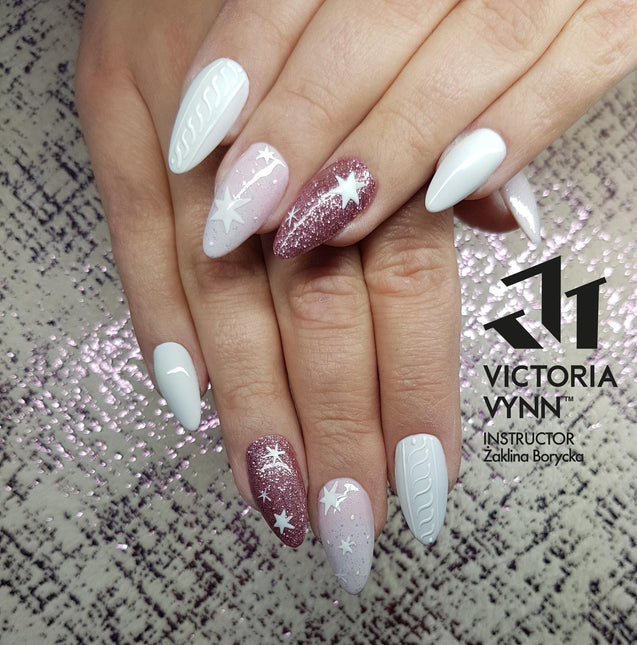 Victoria Vynn Salon Gellak | #143 Whisper White