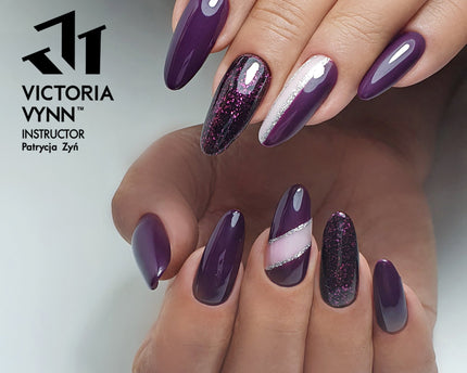 Victoria Vynn Salon Gellak | #212 Dark Crimson